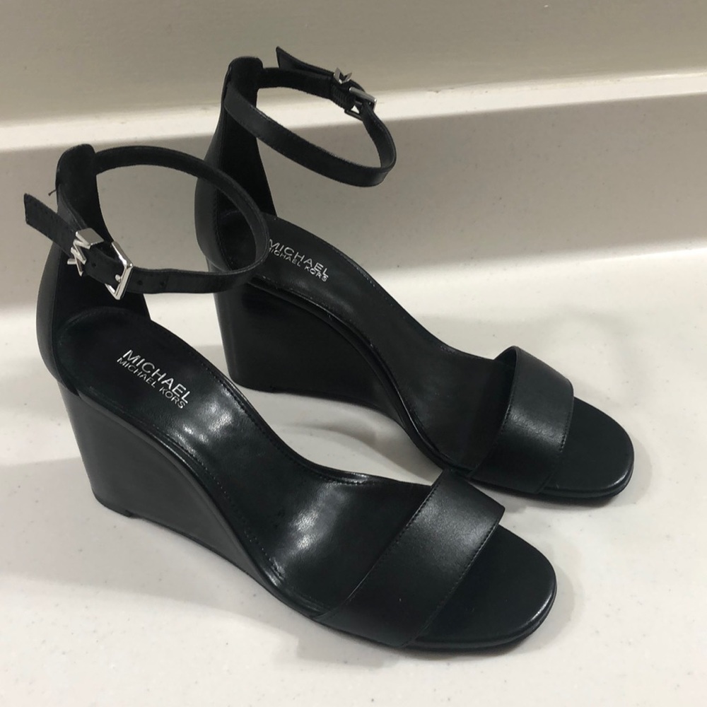 Michael Kors Black leather wedge